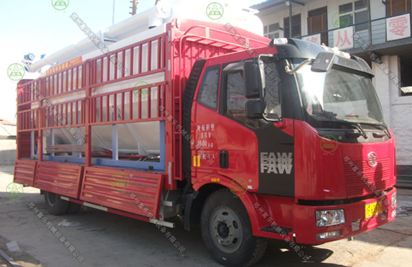 18吨散装饲料运输车(安徽客户）